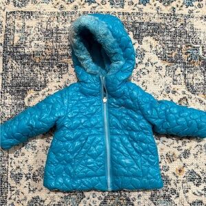 Darling Pacific Trail Heart Puffer